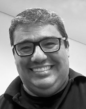 img_foto_ricardo_socios_300x380PX.png